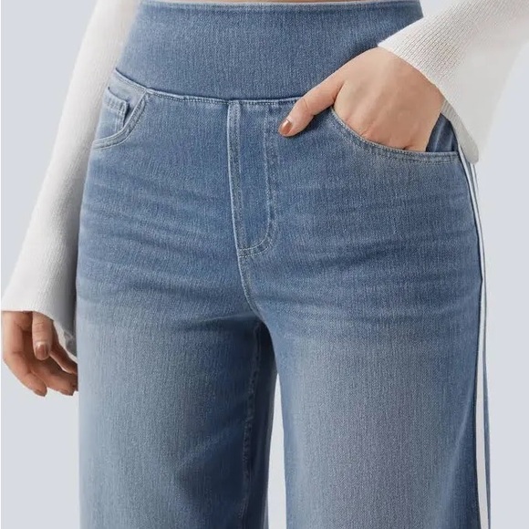 👖 Halara Halara Flex High Waisted Stripe Wide
Leg Jeans with Pockets - Picture 9 of 11